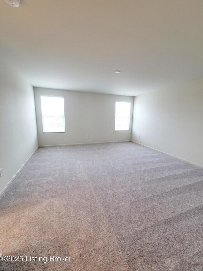 Building Photo - 1003 Dry Run Ct