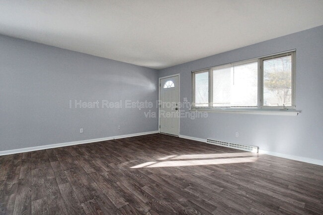 Building Photo - 472 Buena Vista Ave