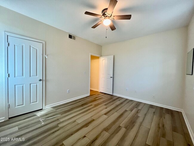 Building Photo - 16013 S Desert Foothills Pkwy