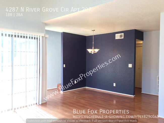 Building Photo - Beautiful Condo 10mins to UofA!