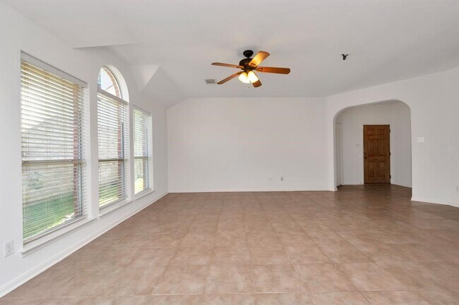 Building Photo - 11830 Copperas Creek Dr