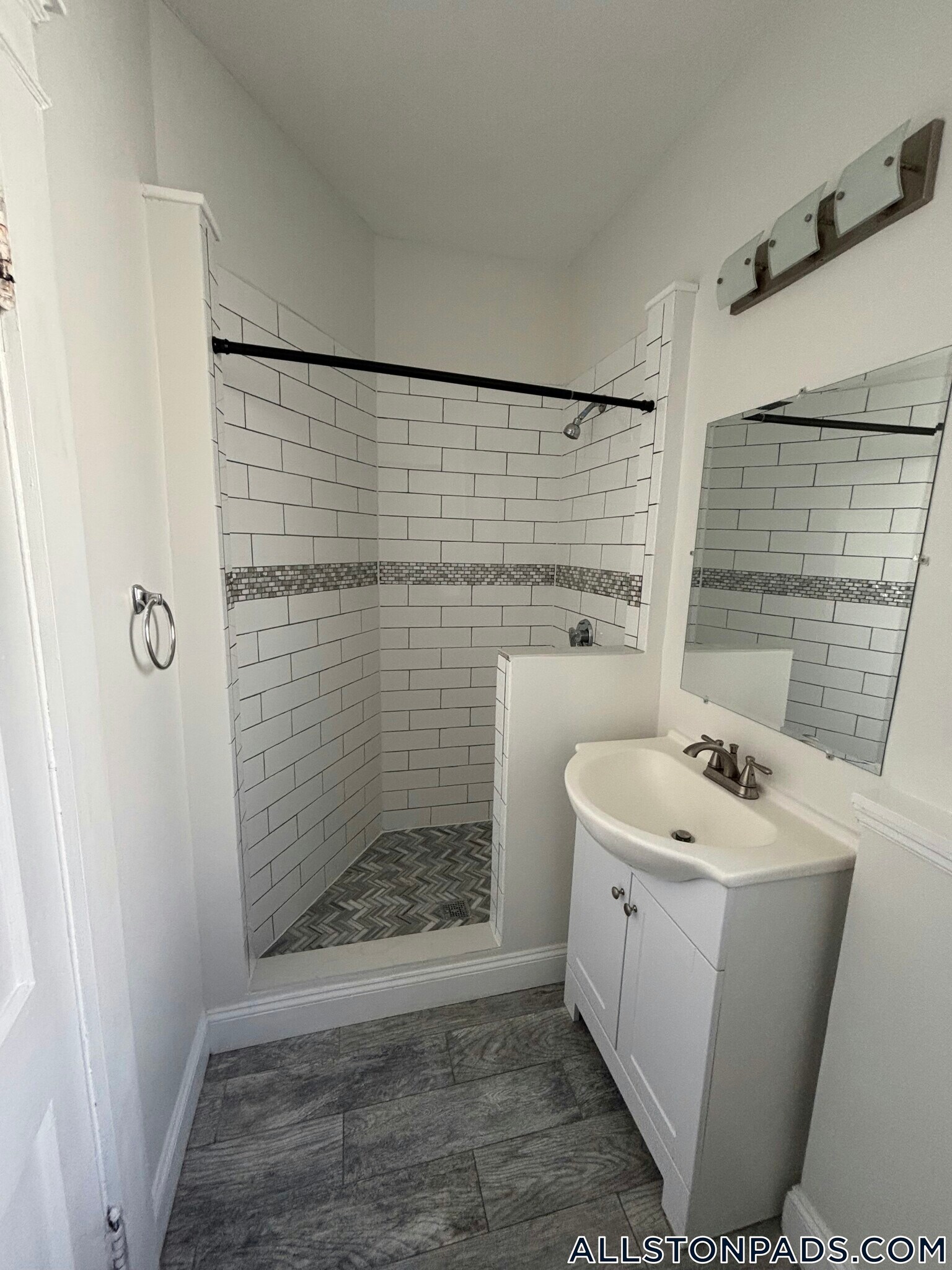 Building Photo - 1189 Commonwealth Ave