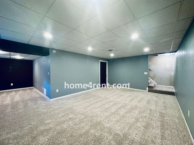 Building Photo - A Fantastic Four Bedroom, Olathe Home w/ N...