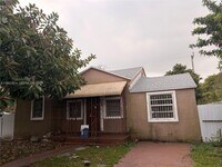 Building Photo - 800 NW 63rd St