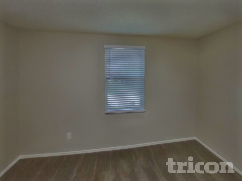 Building Photo - 2669 Bandera Pl