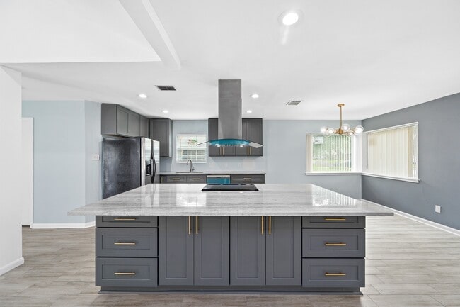 Building Photo - 10623 Wickersham Ln