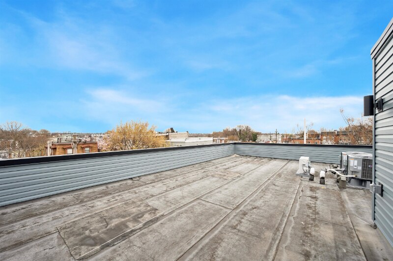 Building Photo - 3637 N 16th St