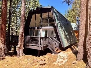 Building Photo - Tahoe Donner Ski Lease | Available Jan 2 - April 30 |$3200/mo.