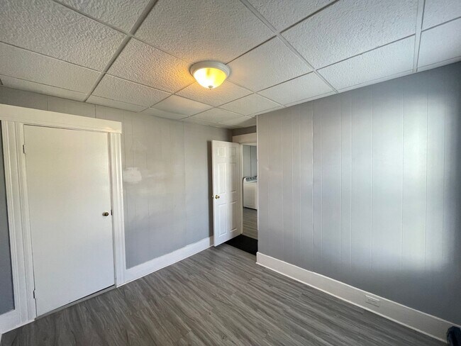 Building Photo - 416 Rimmon St