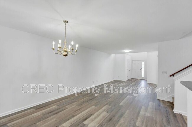 Building Photo - 9176 Maple Grove Dr