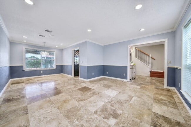 Building Photo - 3006 Mesquite Dr