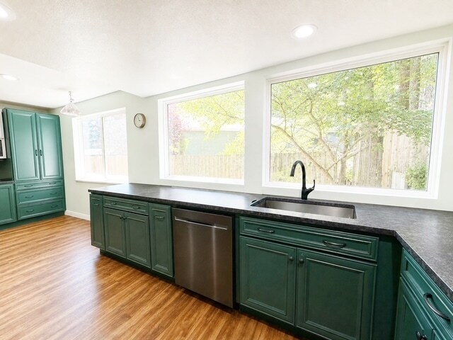 Building Photo - 716 Parkway Ct NE