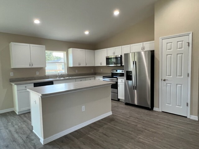 Building Photo - **Beautiful Home for Rent 3 Bd 2Bath