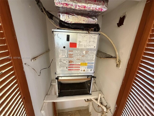 Building Photo - 8775 Park Blvd