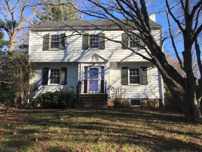 Building Photo - 751 Fairmount Ave