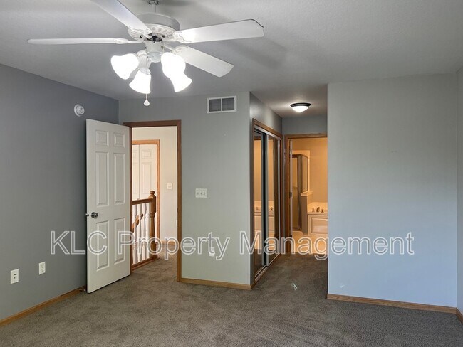 Building Photo - 277 S 79th St