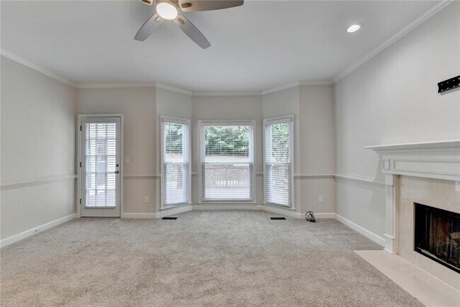 Building Photo - 10665 Wren Ridge Rd