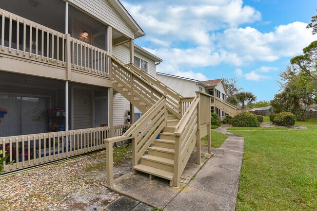 Building Photo - 1600 Big Tree Rd