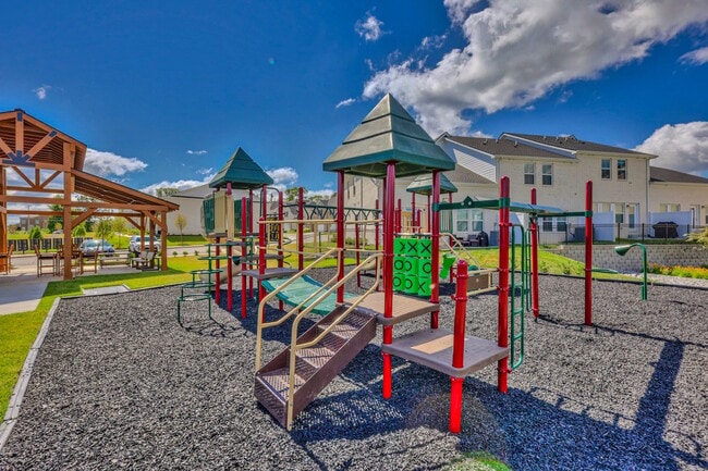 Building Photo - 204 Douglas Bend Rd