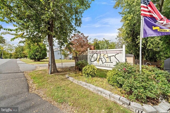 Building Photo - 415 Hamilton Ave