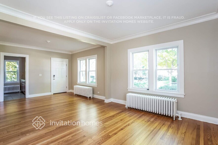 Building Photo - 223 N Biermann Ave