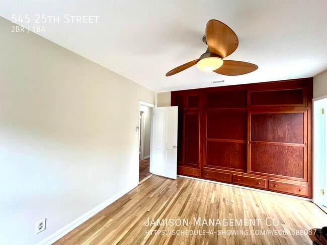 Building Photo - 545 25th St