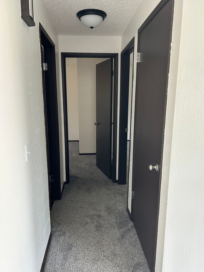 Building Photo - Fantastic Opportunity To Call This Wonderful Property Home!!!
