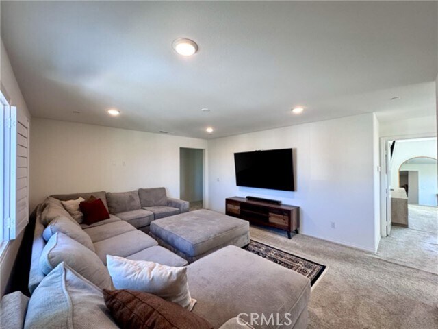Building Photo - 36224 Owens Dr