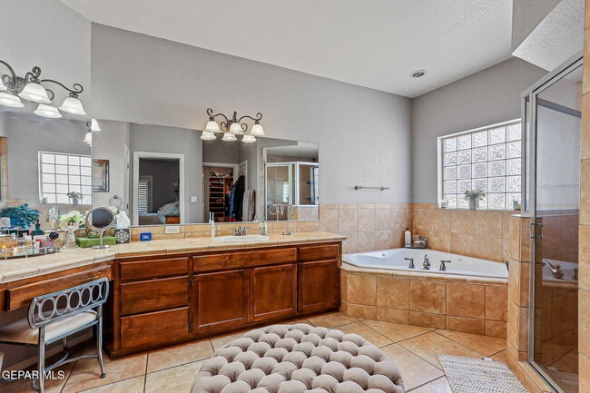Building Photo - 3824 Tierra Lisboa Ln