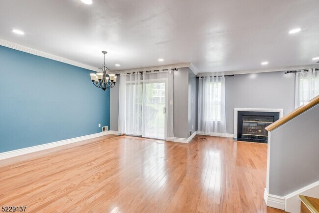 Building Photo - 131 Bonney Ct