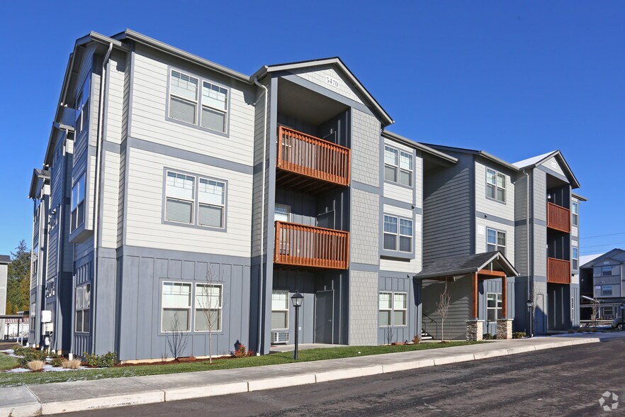 Keizer Station Apartments