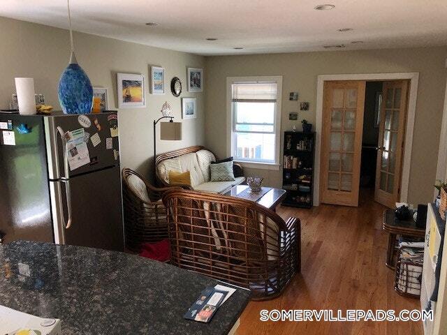 Building Photo - 27 Fairfax St