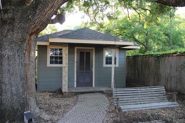 Building Photo - 1400 N Highland Ave