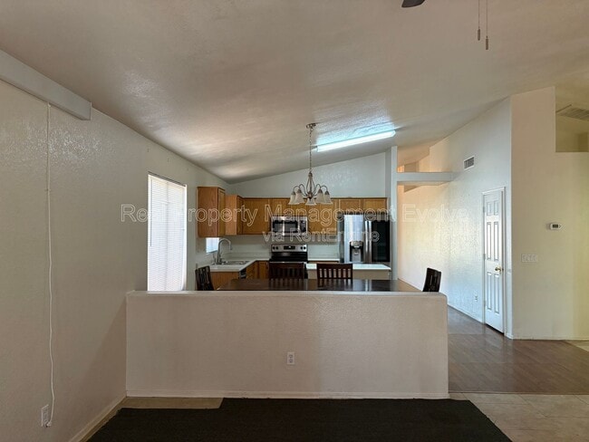 Building Photo - 7816 N 54th Ln