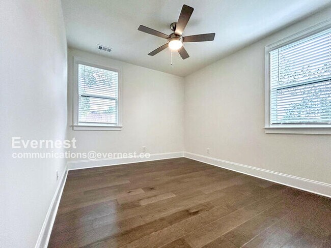 Building Photo - 2517 Canopy Ct