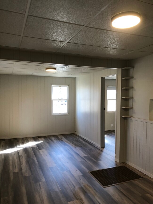 Building Photo - 524-512 12th St SW