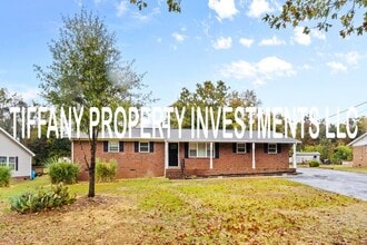 Building Photo - 317 Amon Ln