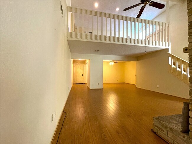 Building Photo - 6203 Gladewell Dr