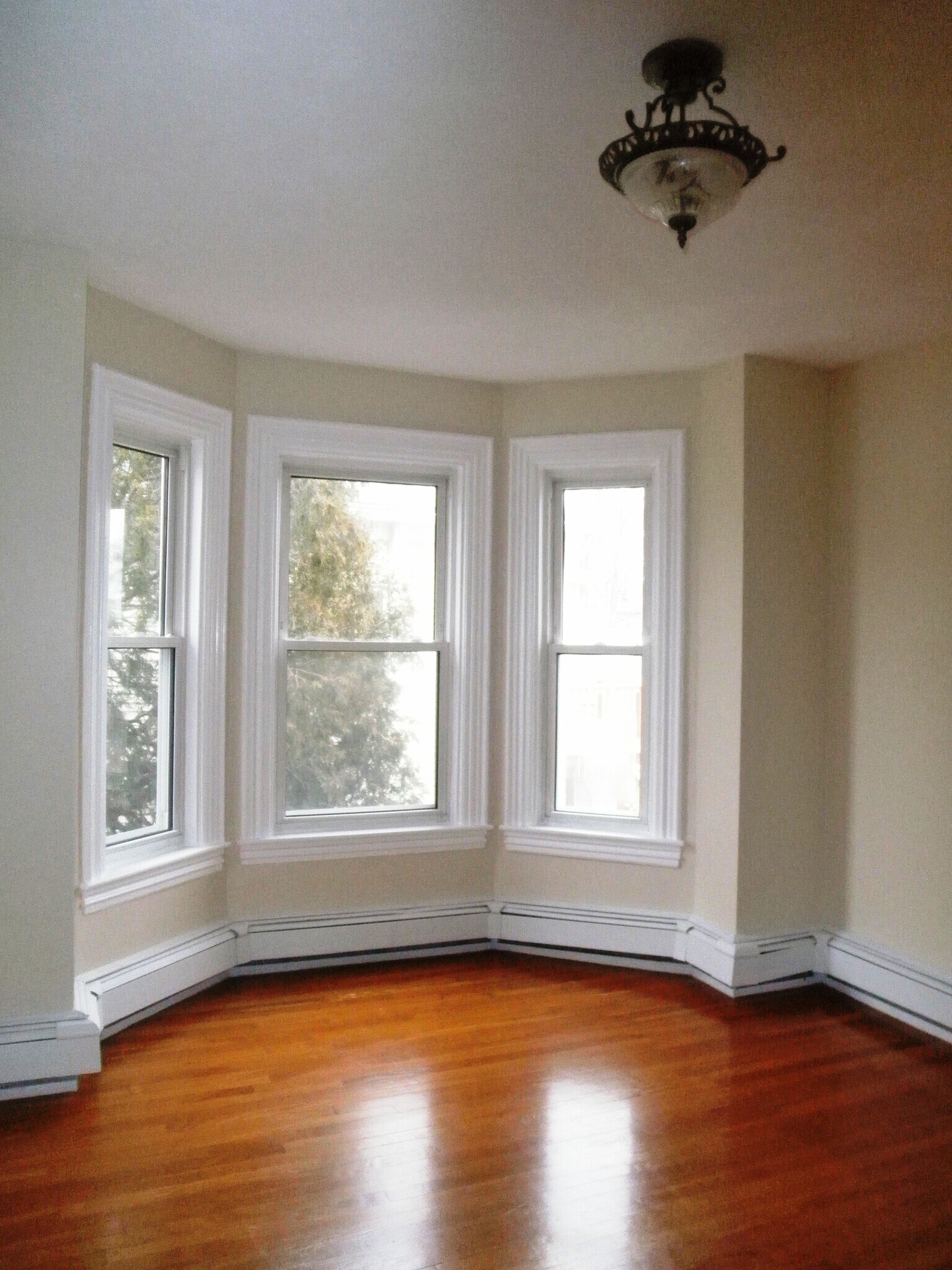 Dining Room - 129 Brown St