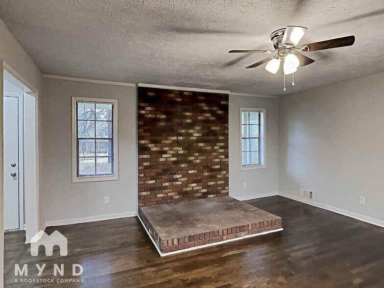 Building Photo - 70 Highland Cir