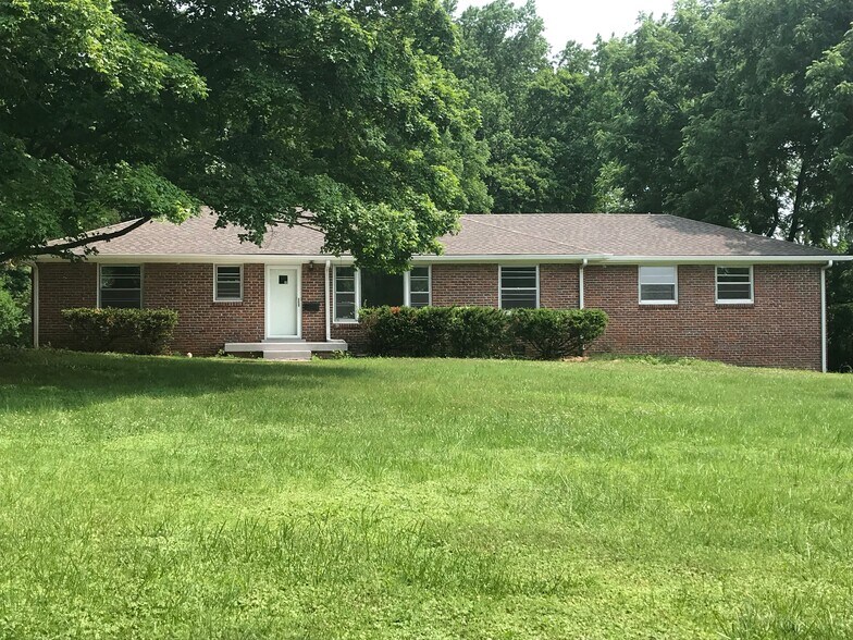 Building Photo - 100 Talton Dr