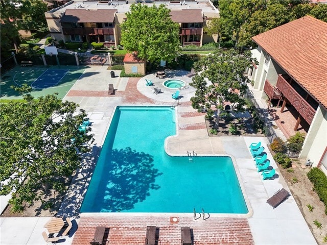 Building Photo - 1030 W MacArthur Blvd