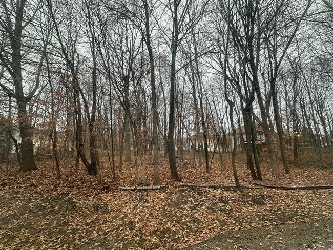 Building Photo - 7991 Everest Ln N