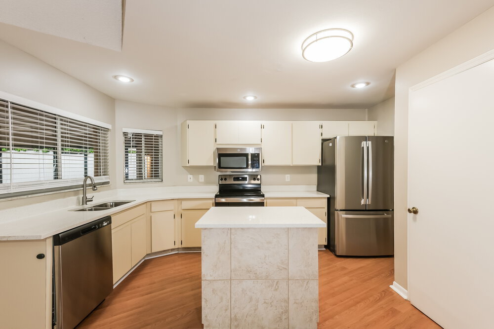 Building Photo - 2612 Brianholly Dr