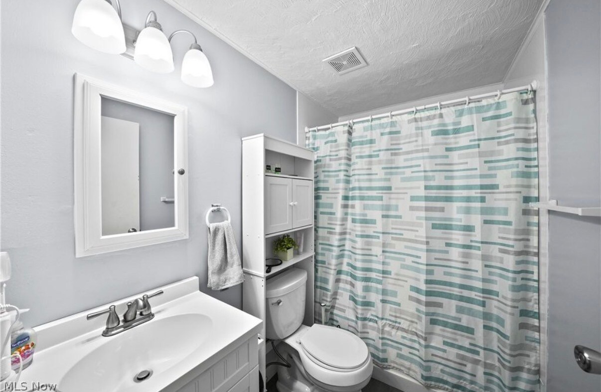 Building Photo - 1799 Higby Dr