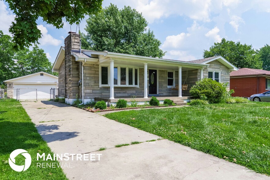 Building Photo - 8003 Canna Dr