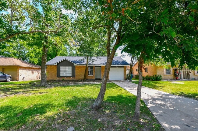 Building Photo - 5709 Arthington Ave