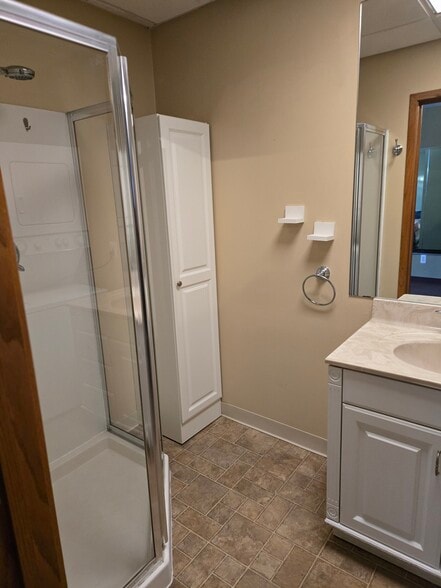 Building Photo - 35 N Saginaw St