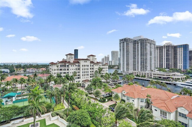 Building Photo - 19955 NE 38th Ct