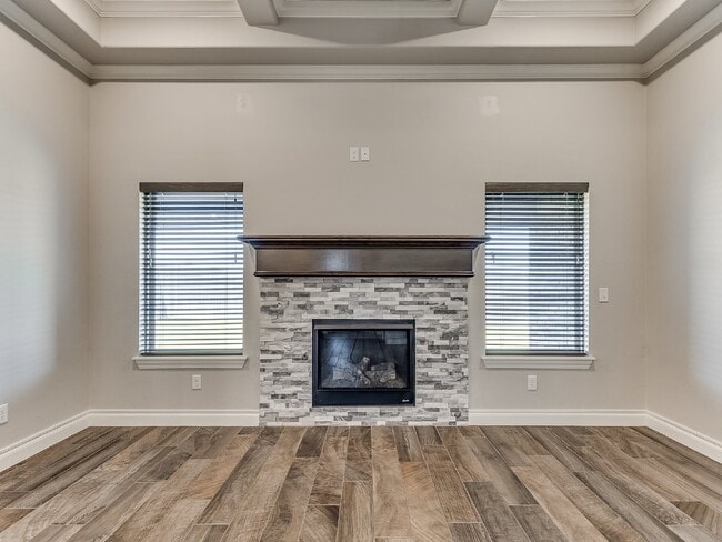 Building Photo - Welcome Home to The Waters!